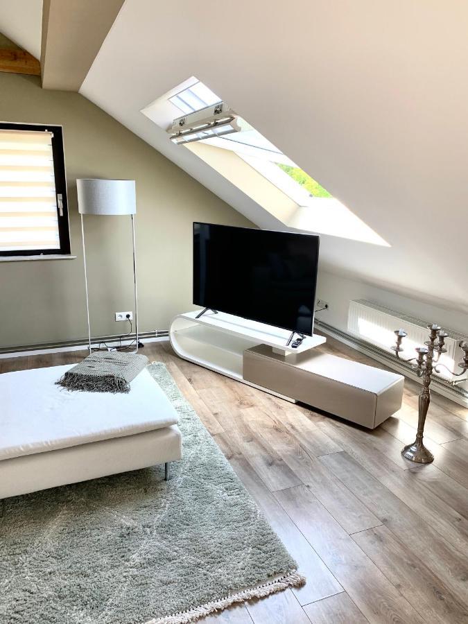 Six - One Seven Apartment Кобленц Екстериор снимка