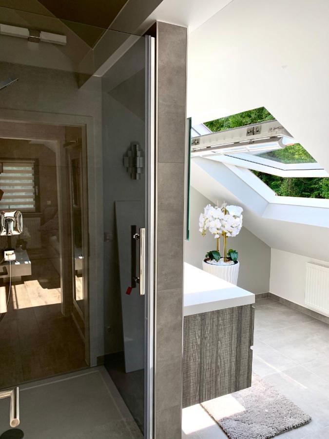 Six - One Seven Apartment Кобленц Екстериор снимка